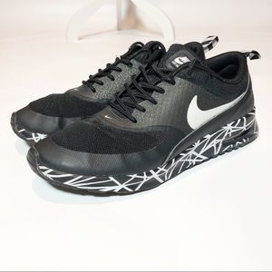 Nike Air Max Thea Size 8